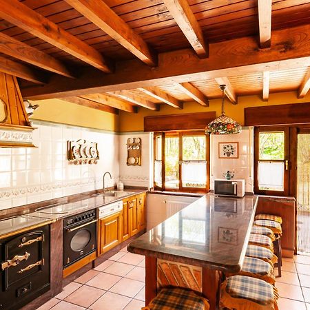Casa Rural La Regoria 카레냐 데 카브랄레스 외부 사진
