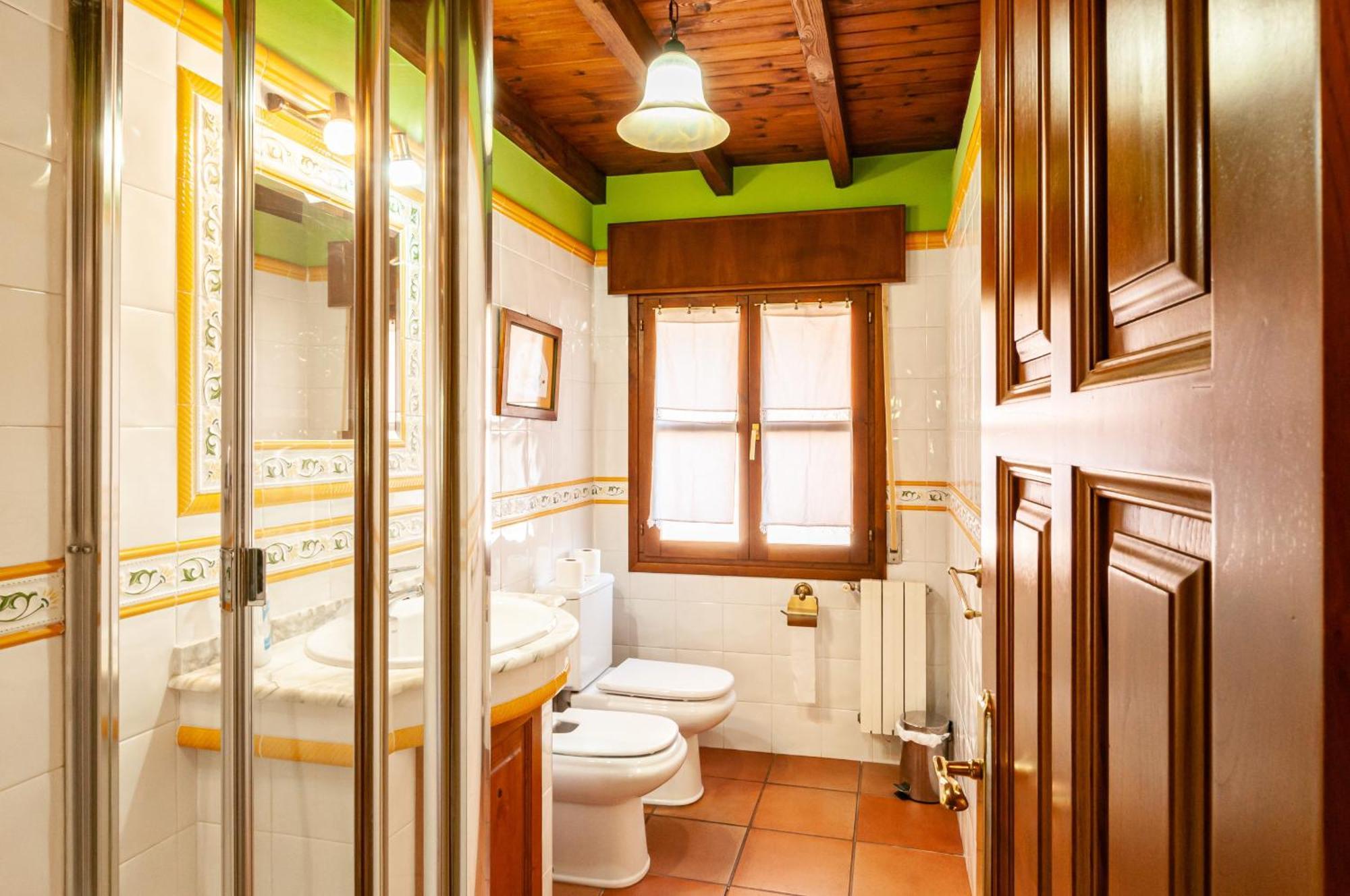 Casa Rural La Regoria 카레냐 데 카브랄레스 외부 사진