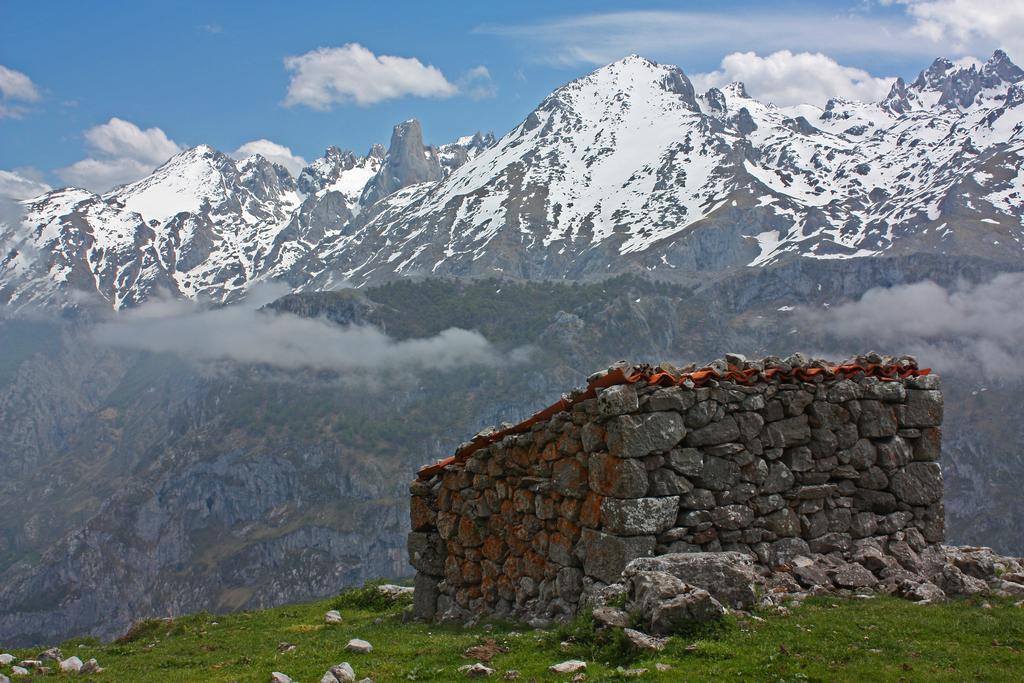 Casa Rural La Regoria 카레냐 데 카브랄레스 외부 사진