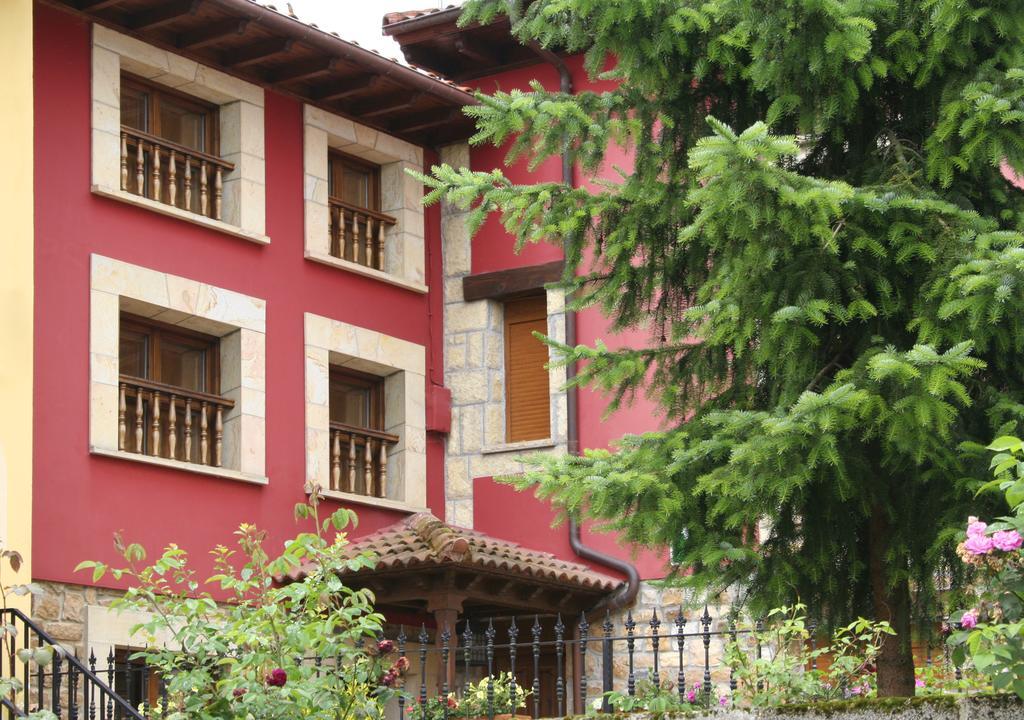 Casa Rural La Regoria 카레냐 데 카브랄레스 외부 사진