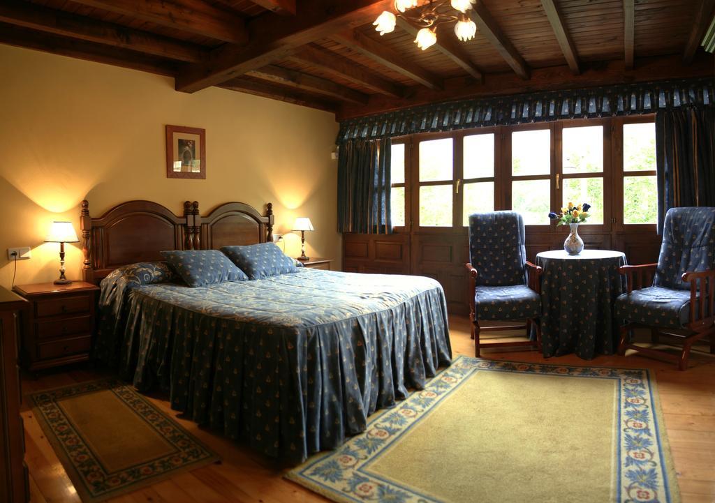Casa Rural La Regoria 카레냐 데 카브랄레스 외부 사진