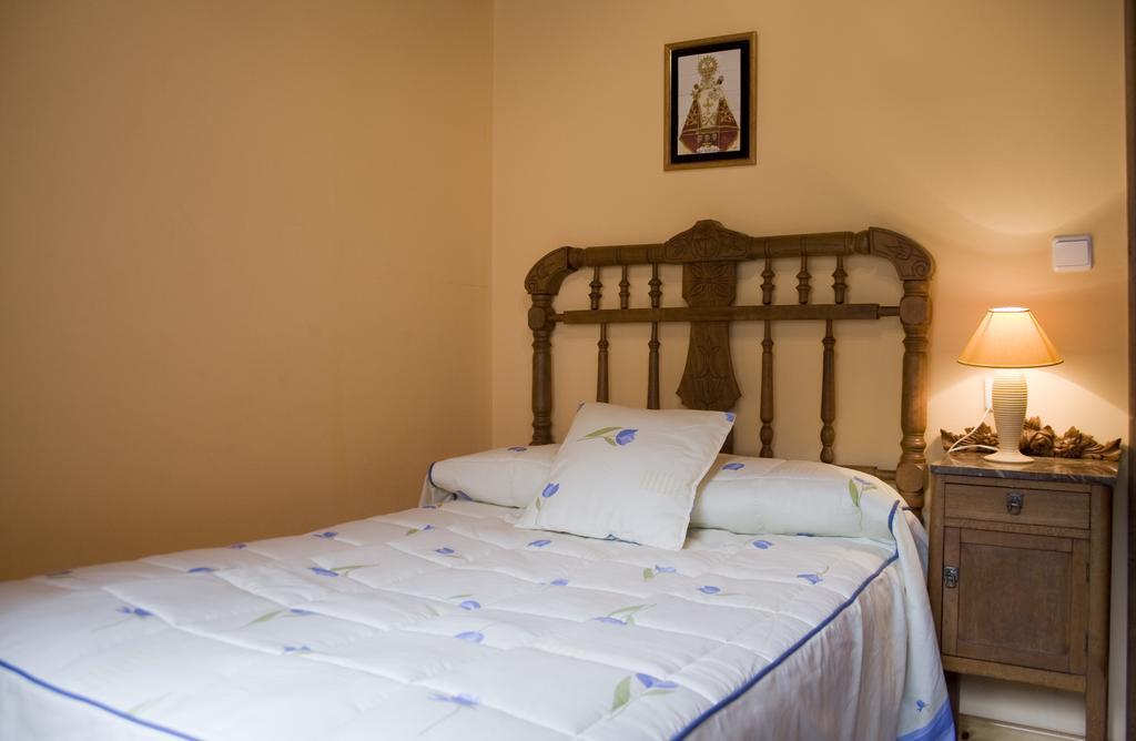 Casa Rural La Regoria 카레냐 데 카브랄레스 외부 사진