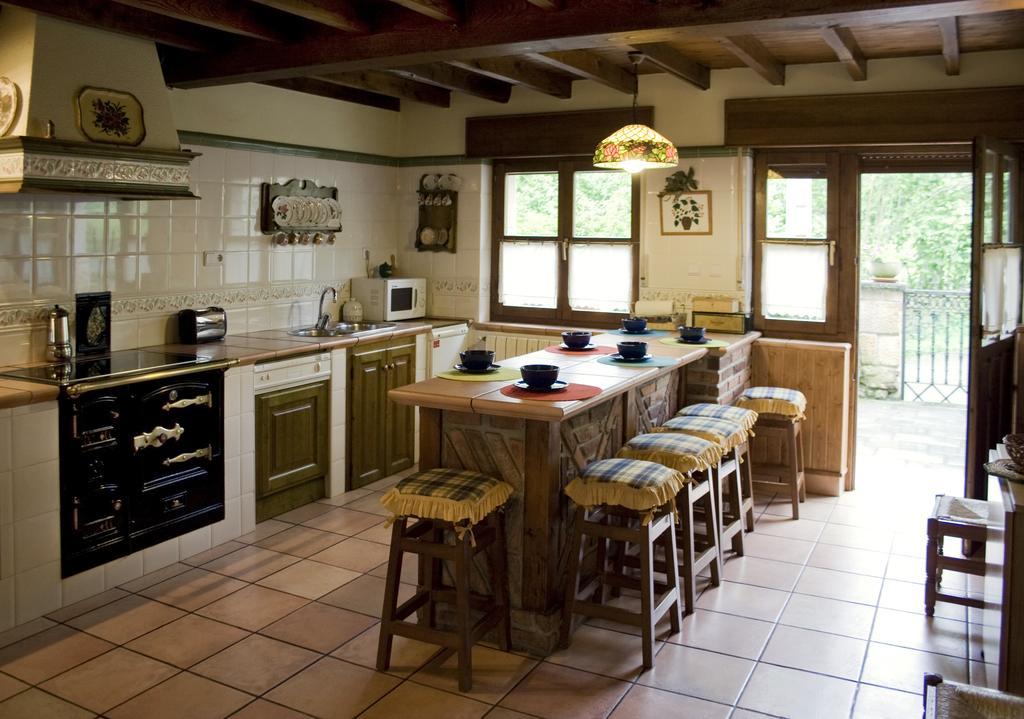 Casa Rural La Regoria 카레냐 데 카브랄레스 외부 사진