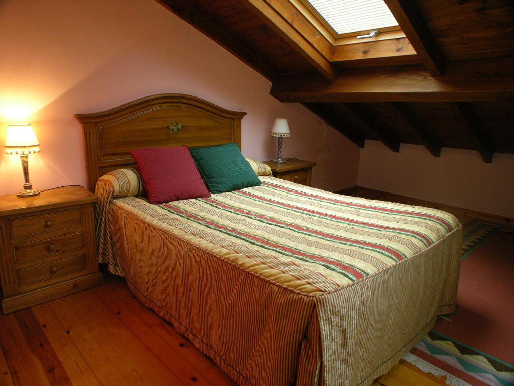 Casa Rural La Regoria 카레냐 데 카브랄레스 외부 사진
